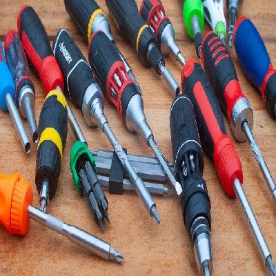 Multiple Screw Driver