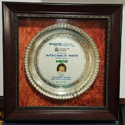 CGF  Metal Frames Momento