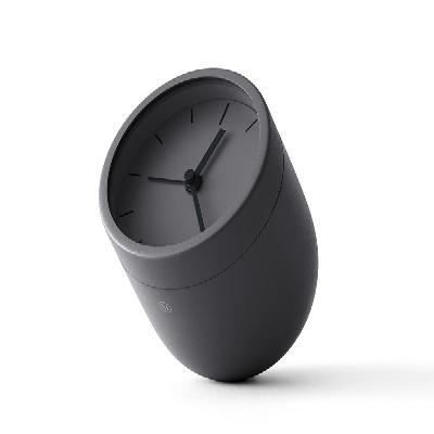 Hexagon Clock With Tumbler