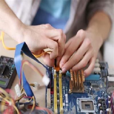 Laptop And Desktop Repairs Services