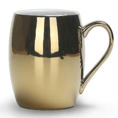 Golden mug