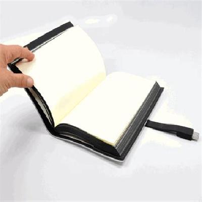 Leather diary with USB