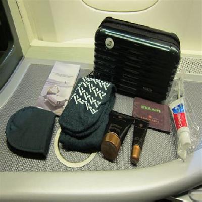 Corporate Gift Combo : Laptop Sleeve, Amenity Kit, Card Holder, Luggage Tag 