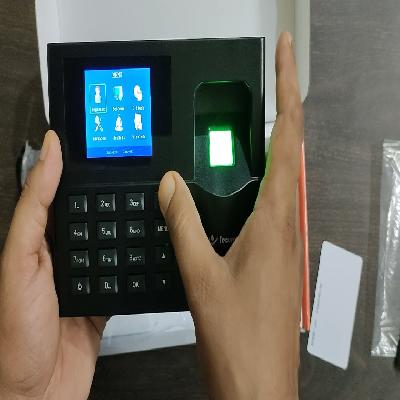 Secureye S-B8CB Fingerprint Biometric