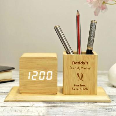 TT67 Table Clock Cum Pen Stand