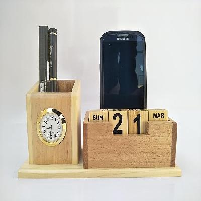 Wooden Pen Stand With Clock
