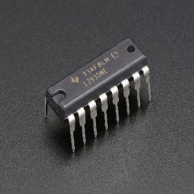 IC L293D