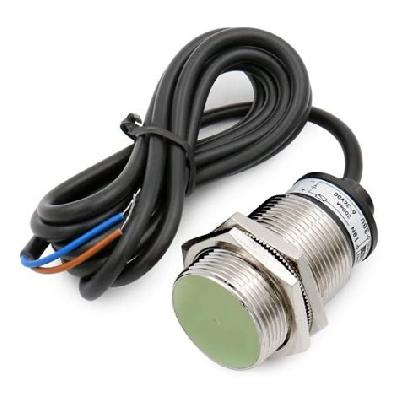 Cylindrical Type Proximity Sensor