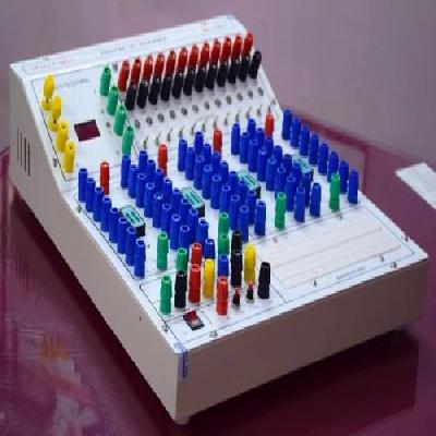 Digital IC Trainer Kit