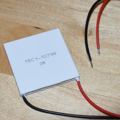 Zbotic TEC1 12706 40x40mm Thermoelectric Cooler 6A Peltier Module