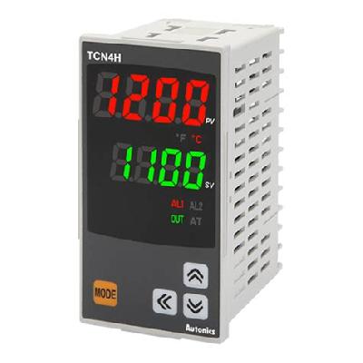 Economical Dual Display Type PID Temperature Controllers