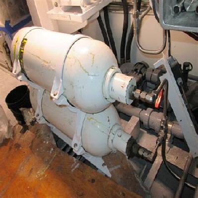 hydraulic accumulator