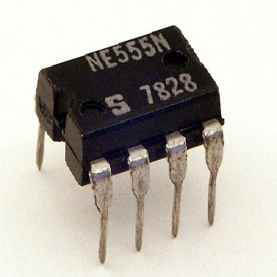 NE555 INTEGRATED CIRCUITS