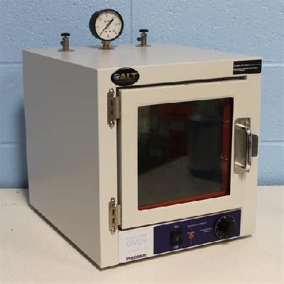 Vacuum Oven
