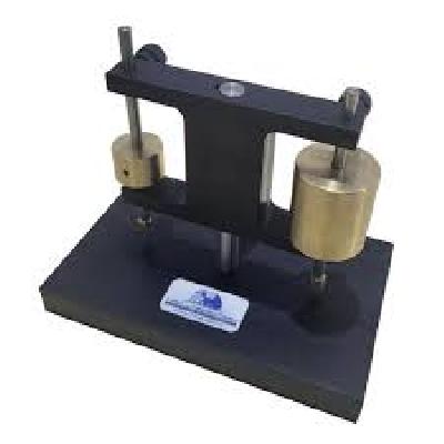 Gill More Needle Apparatus
