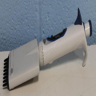 Channel Mechanical Pipette