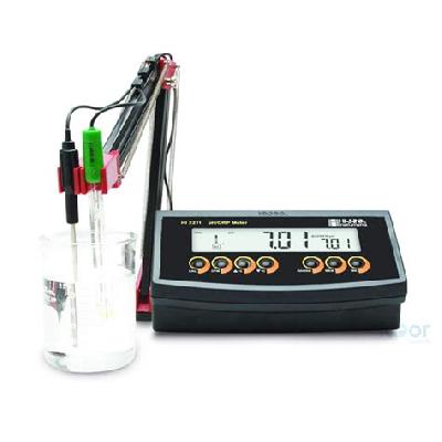 Microprocessor Digital pH Meter