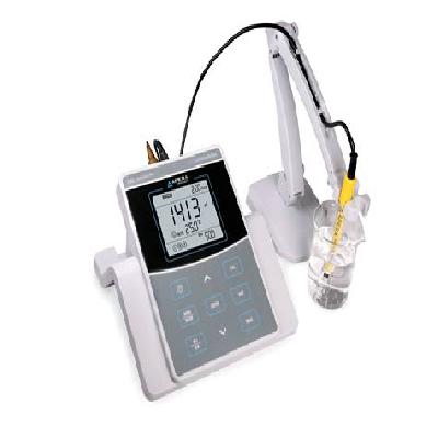 Six Range Digital Conductivity Meter