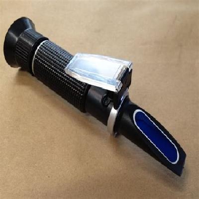 Refractometer