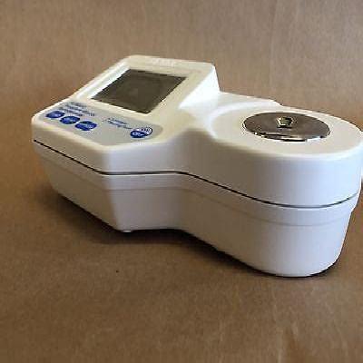 HI96832 Digital Refractometer for Propylene Glycol Analysis