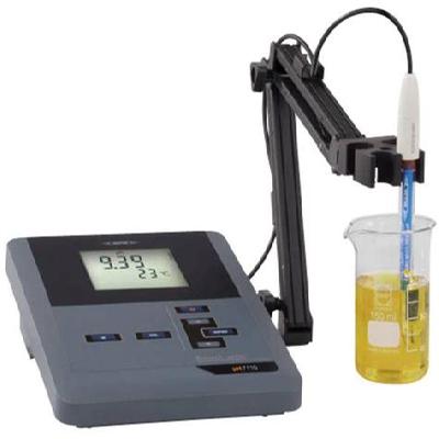 Bench PH Meter