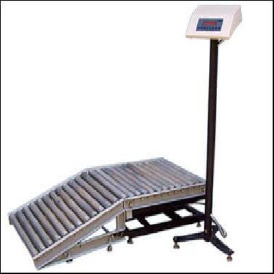 Platform Scales with Ramp and Roller