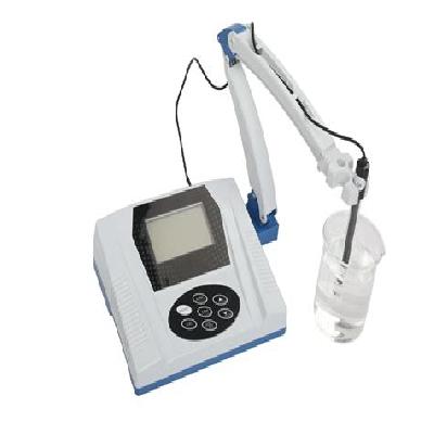 Digital Conductivity Meter