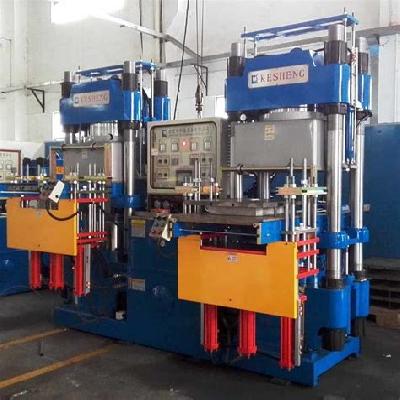 Vacuum Molding Machine