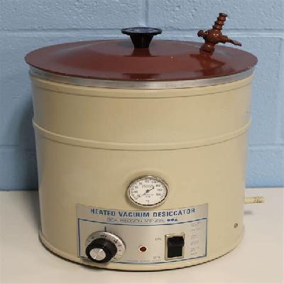 Vacuum Desiccator