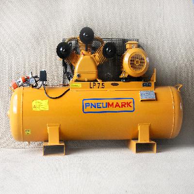 INDUSTRIAL AIR COMPRESSOR