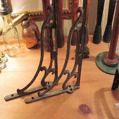 Cast Iron Oval Basin Brackets