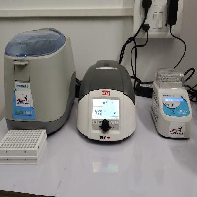 Micro Centrifuge RM 03 Plus REMI