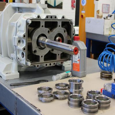 Vacuum Pump Overhauling Servicing