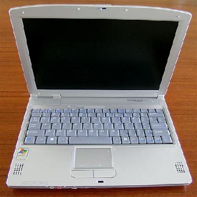 Averatec 3220H1 AV3220H101 PC Notebook Laptop