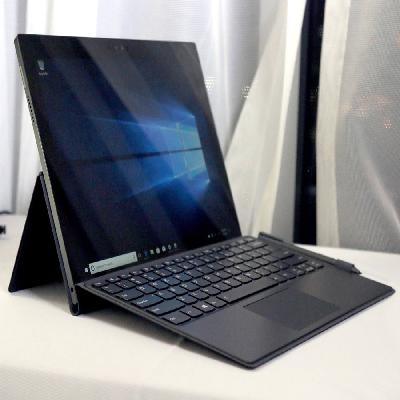 Hybrid Laptop