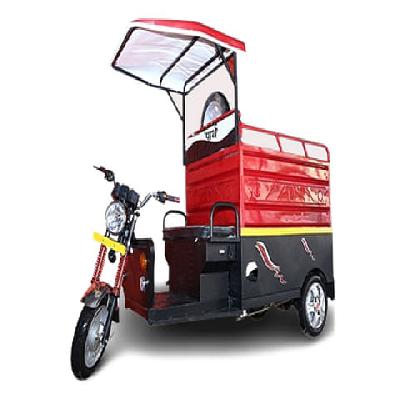 Three Wheeler E Rickshaw Loader