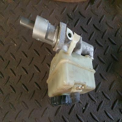 Swaraj Mazda Slave Master Cylinder