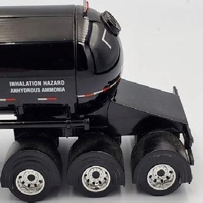Triple axle running gear