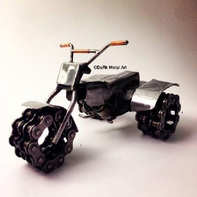 Three Wheeler Metal Gear