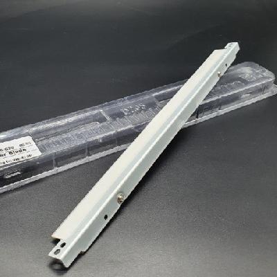   DEVELOPING DOCTOR BLADE