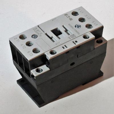 Eaton DILM17-10 AC Contactor
