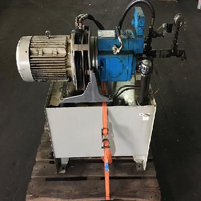 Vickers Hydrokraft TVW Variable Closed Circuit Piston Pump
