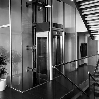 Commercial Passenger Lift