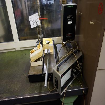 Electronic Comparator