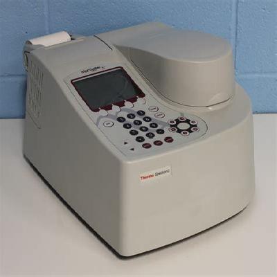 UV VIS Spectrophotometer