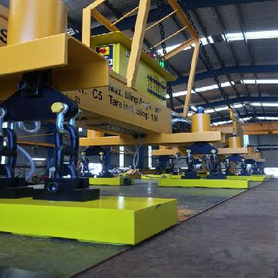 Magnet Beam