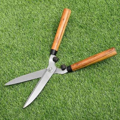 Hedge Shear Light Weight With Wooden Handle