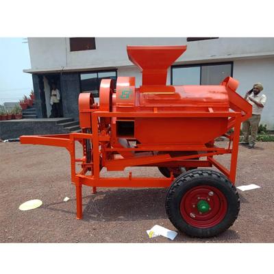 Maize Dehusker Cum Sheller Self Feeding Conveyor Model   - Tractor Operated