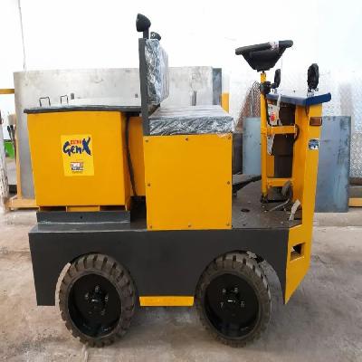 Josts JETW-100 Tusker Tow Truck
