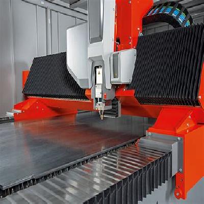 Fiber Laser Cutting Machine